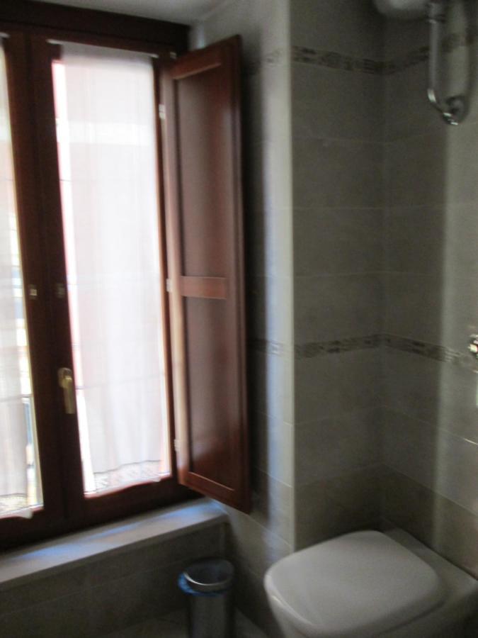 B&B Regina Margherita L'Aquila Luaran gambar