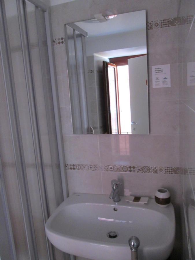 B&B Regina Margherita L'Aquila Luaran gambar