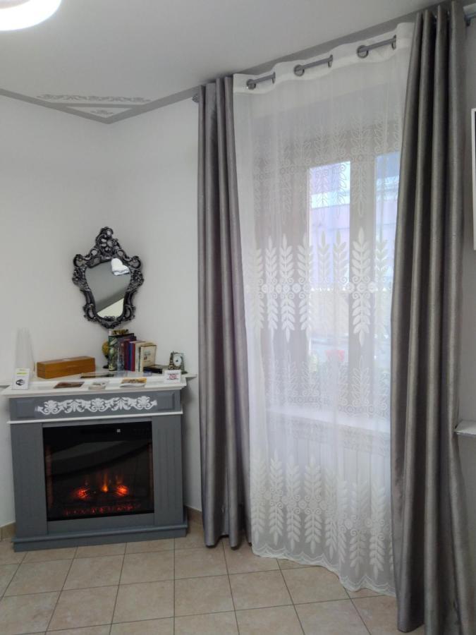 B&B Regina Margherita L'Aquila Luaran gambar
