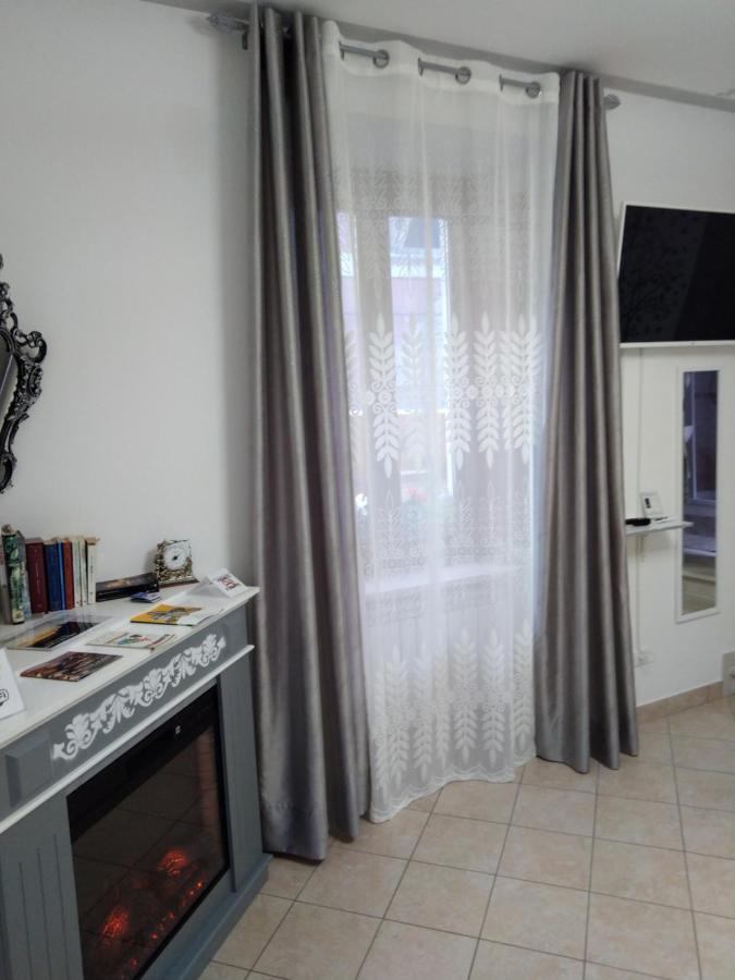 B&B Regina Margherita L'Aquila Luaran gambar