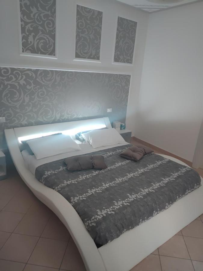 B&B Regina Margherita L'Aquila Luaran gambar